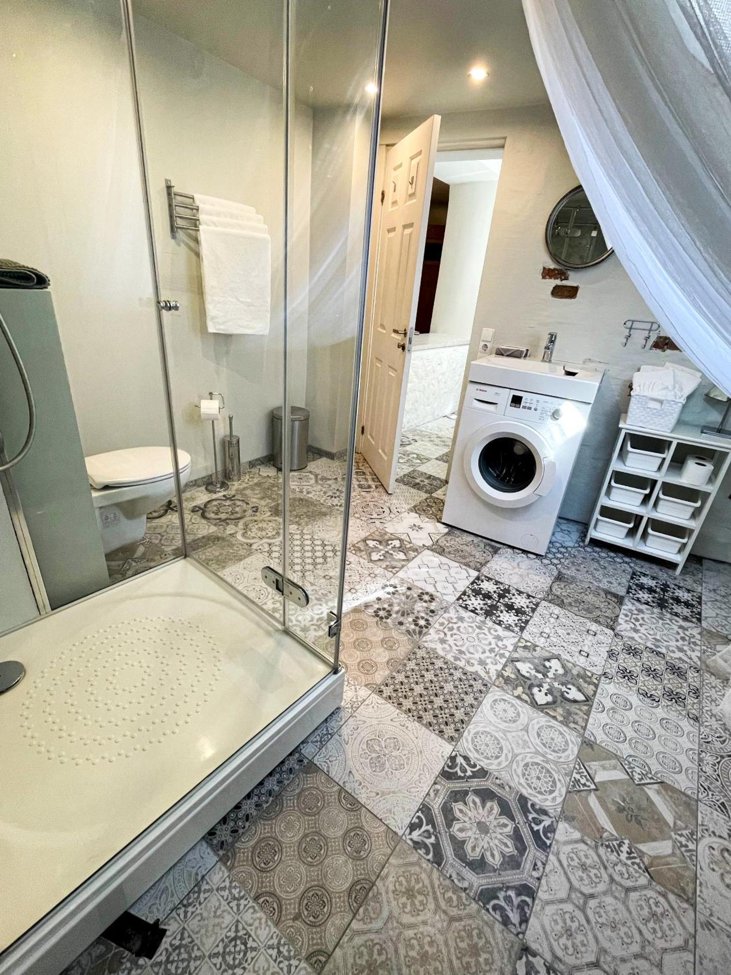 Dome Square Apartment, Old Town Riga Buitenkant foto